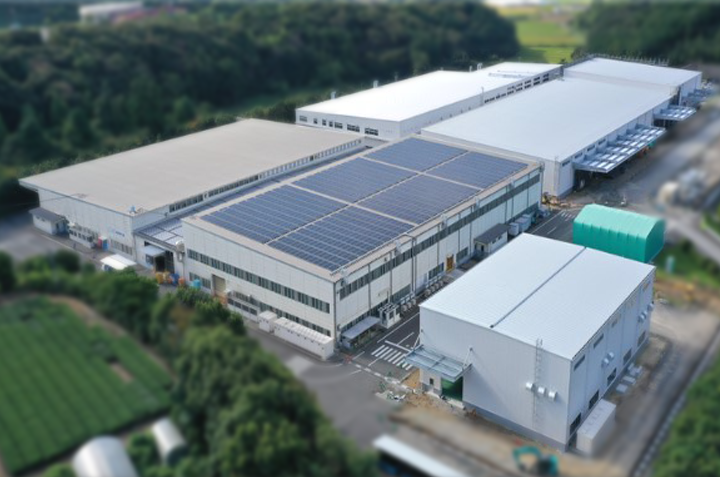 905 Solar panels at Shizuoka Plant 2